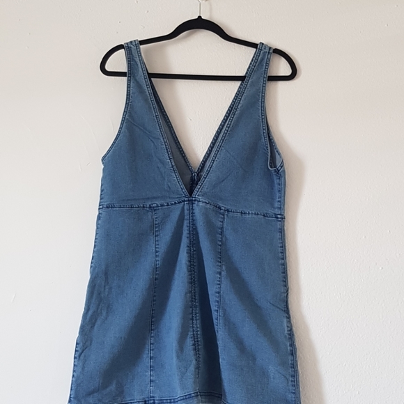 H&M  Jeans Dress - Picture 3 of 3